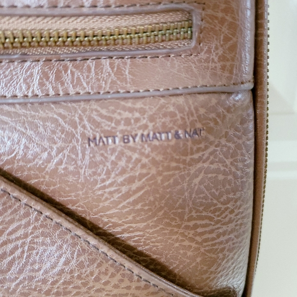 Matt&Nat vegan leather crossbody bag - Picture 5 of 6